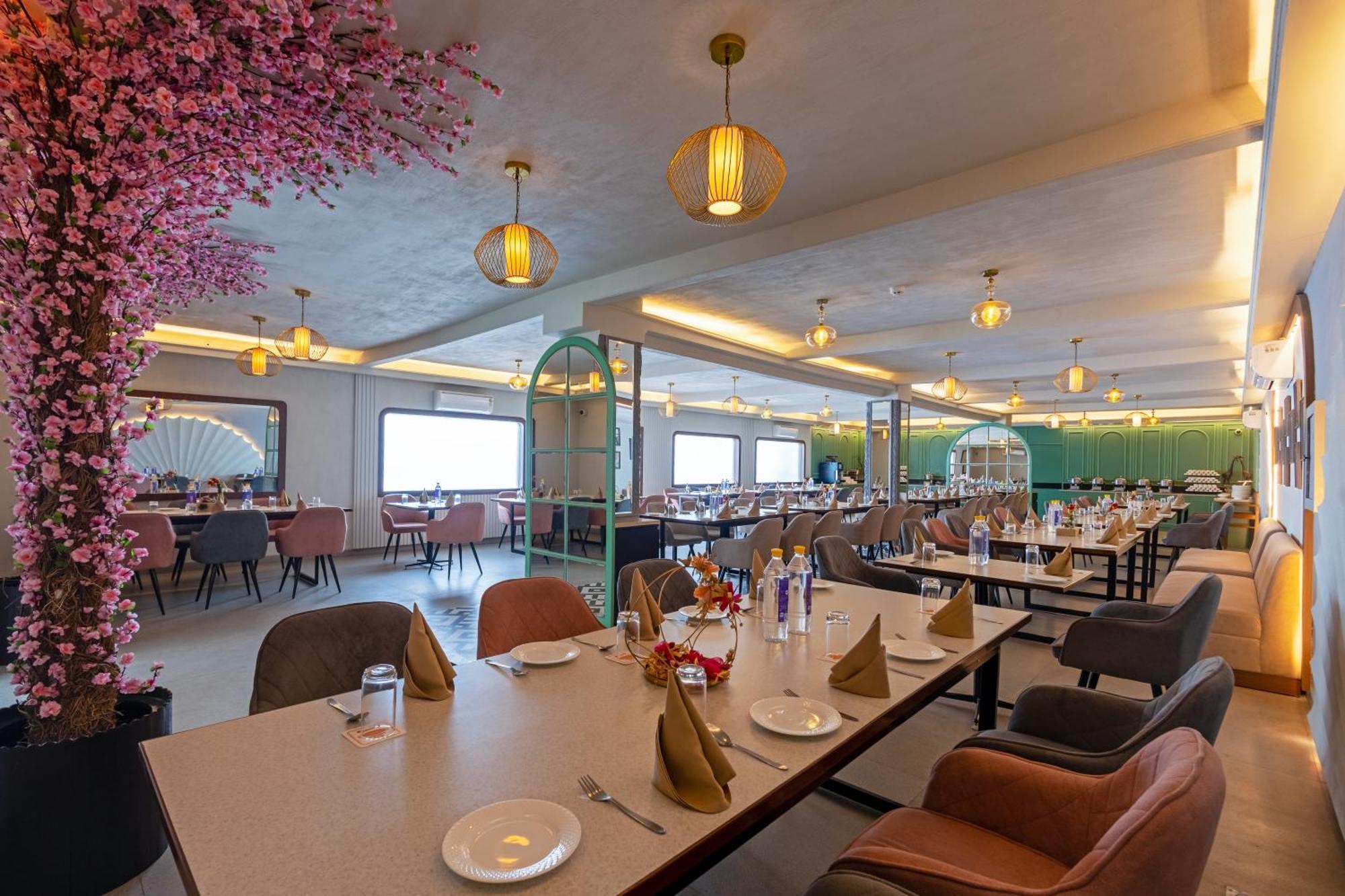 Aapno Ghar Resort & Amusement Park Ґурґаон Екстер'єр фото