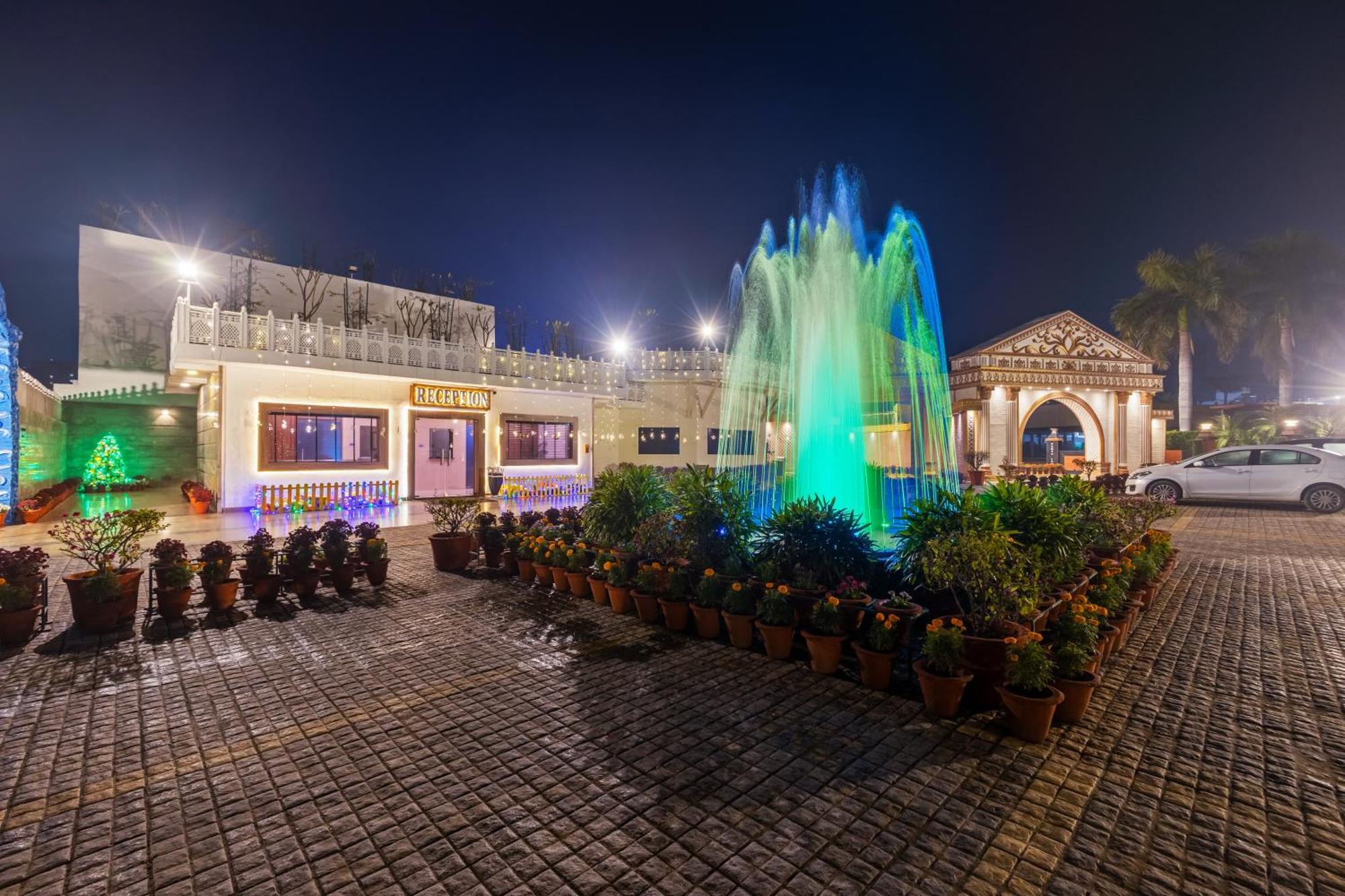Aapno Ghar Resort & Amusement Park Ґурґаон Екстер'єр фото