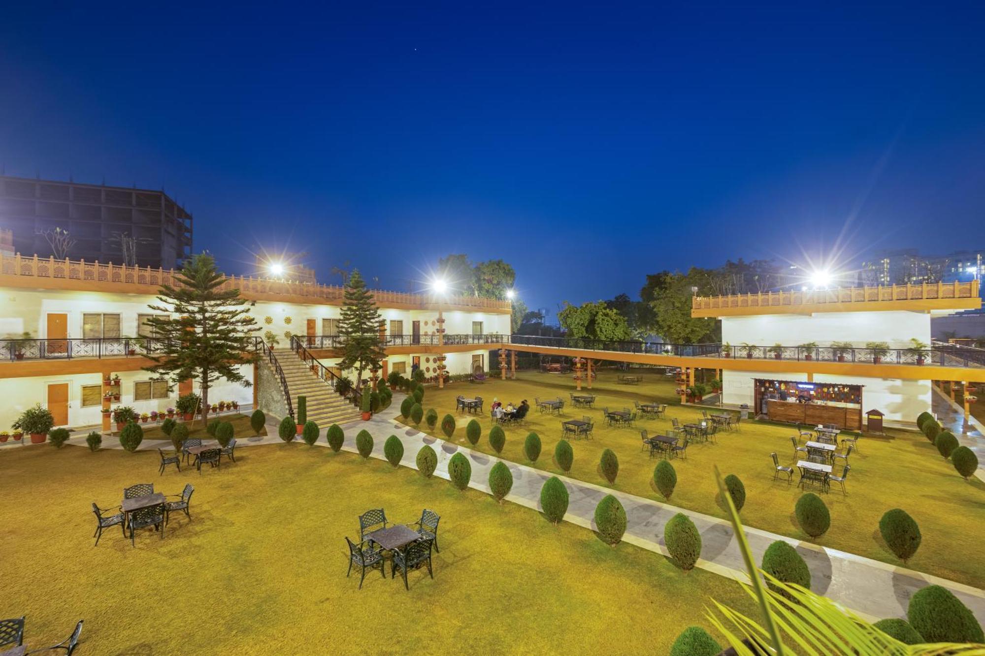 Aapno Ghar Resort & Amusement Park Ґурґаон Екстер'єр фото